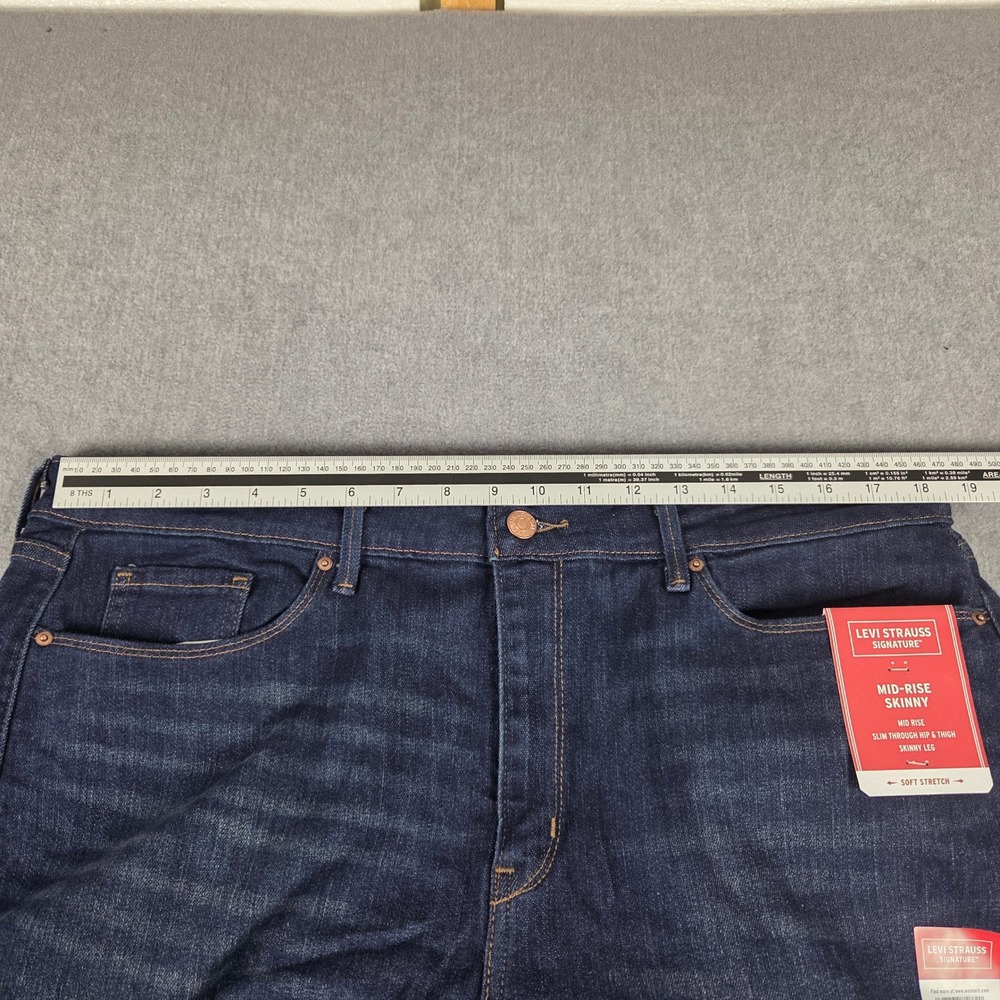 Levi Strauss Signature Mid Rise Skinny Jeans Womens 18M Dark Blue NWT 84540-0121 - Picture 9 of 14